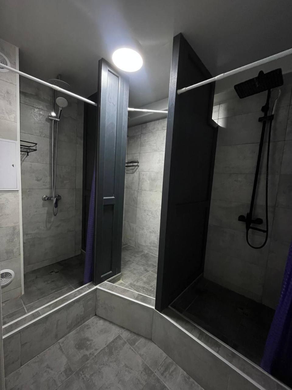 Hostel Nomad Almatı Dış mekan fotoğraf